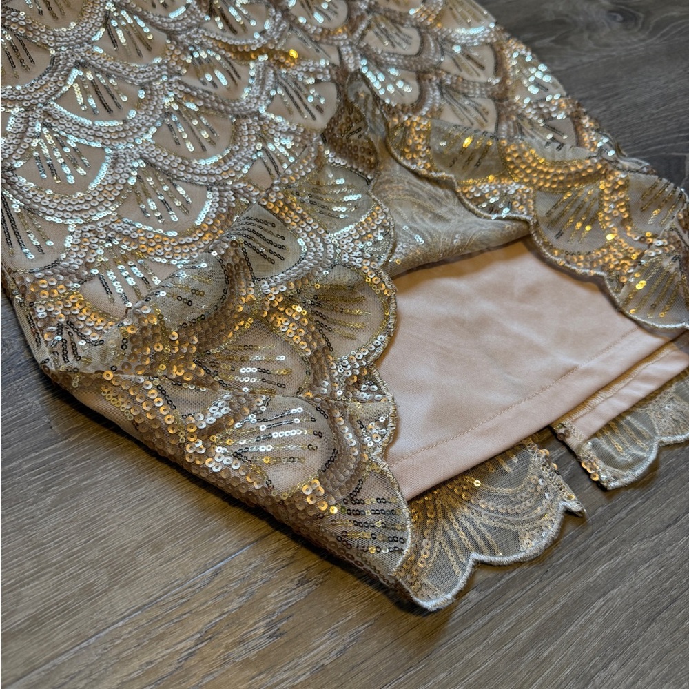 Lulu's Gold Embellished Pencil Skirt-Size M - Picture 7 of 11